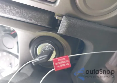 2004 Nissan Titan Le z USA, uszkodzony, nr VIN 1N6AA07A24N561998